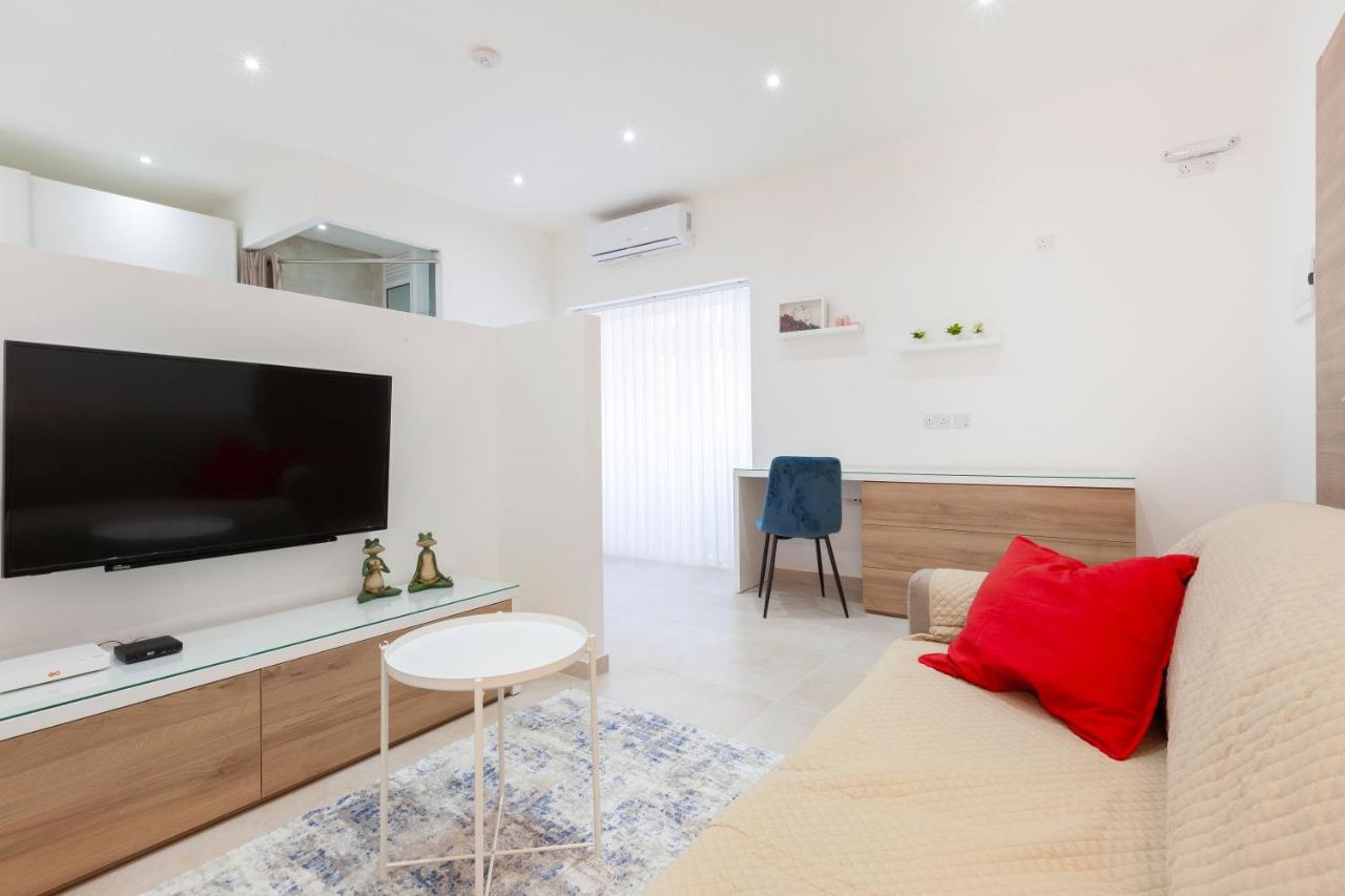 Fl56 - New 3Storey House - Private Entrance & Roof Floriana Eksteriør billede